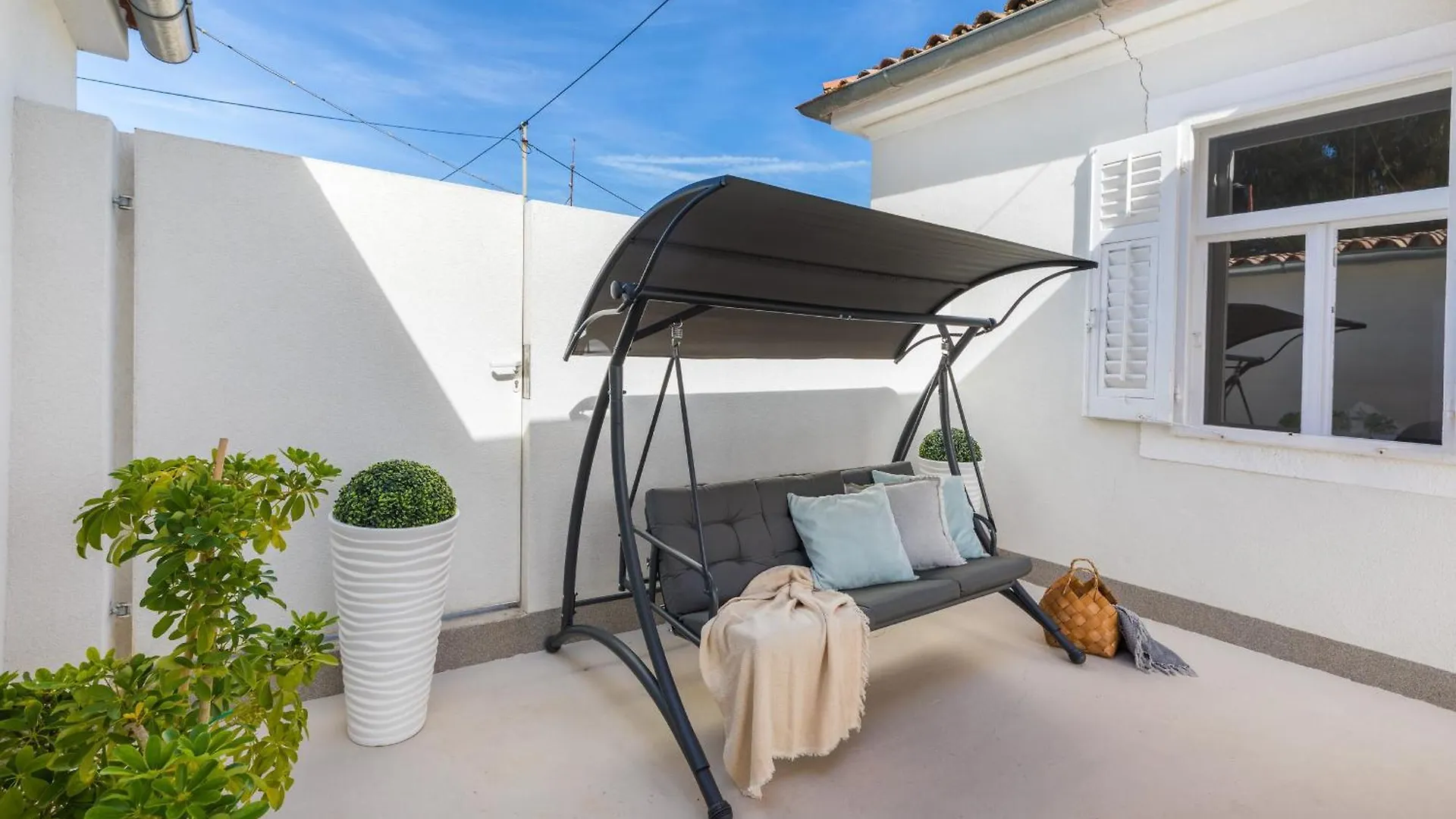 Villa Amia In Pula For 6 People With Jacuzzi & Kids Playground - Pet Friendly 0*,  克罗地亚